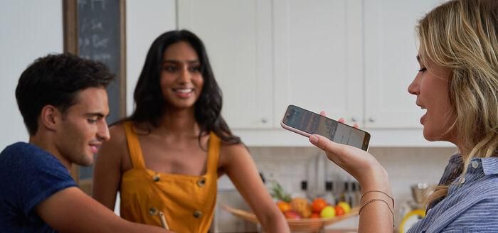 Nokia 4.2_lifestyle_2.jpg?itok=yI4UePuO